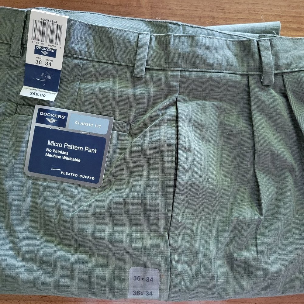 Dockers Men's Slacks